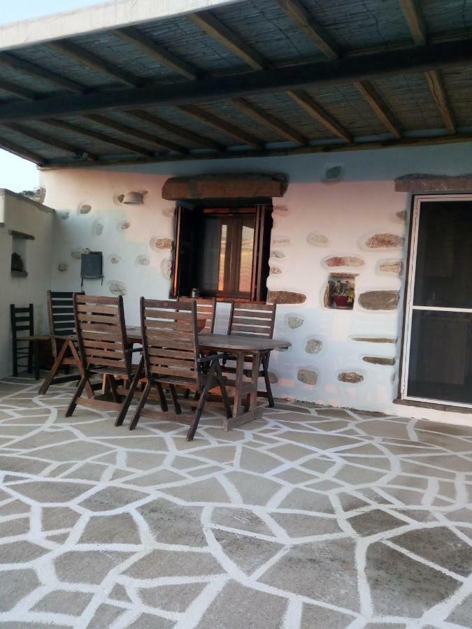 Traditional House Paros Sarakíniko Zewnętrze zdjęcie